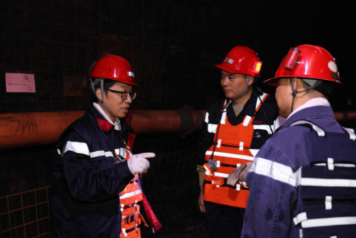 中煤集团在门克庆煤矿召开冲击地压防治现场推进会